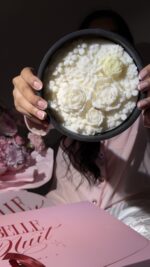 Flowers round scented Candel